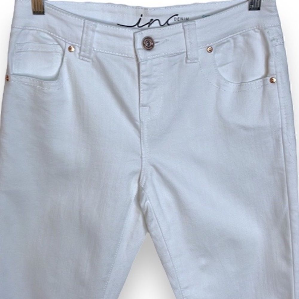INC Denim Skinny Leg Regular Fit Crop, Women’s Size 4/27, White Jeans, Low Rise - Picture 2 of 6